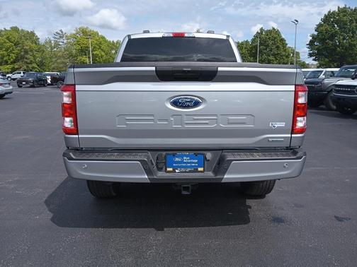 ICONIC SILVER METALLIC 2023 Ford F-150 XL
