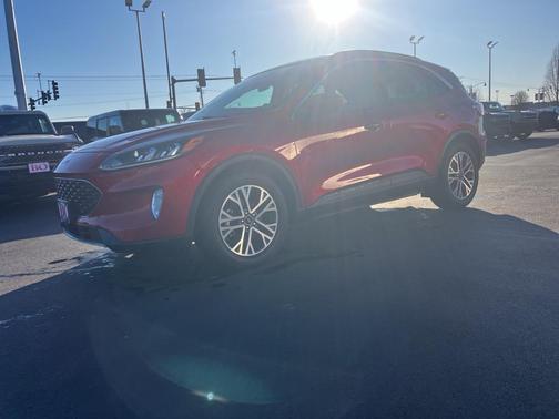 2021 Ford Escape SEL