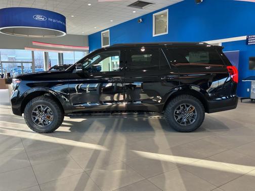 2025 Ford Expedition Tremor