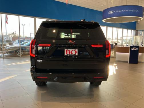 2025 Ford Expedition Tremor