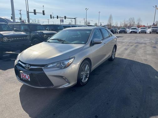 2016 Toyota Camry SE