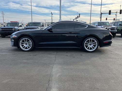 2021 Ford Mustang EcoBoost Premium