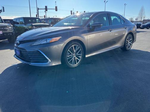 2021 Toyota Camry XLE