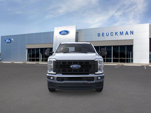 OXFORD WHITE 2026 Ford F-250 XL