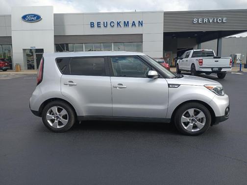 2017 Kia Soul Base