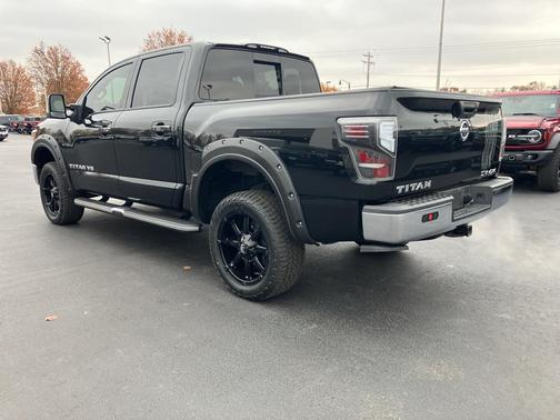 2019 Nissan Titan SV