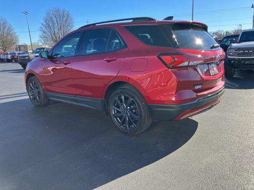 2022 Chevrolet Equinox FWD RS
