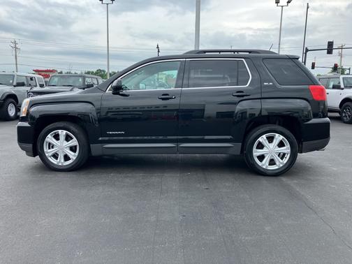 Onyx Black 2017 GMC Terrain SLE-2