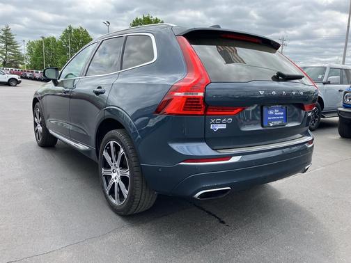 Denim Blue Metallic 2021 Volvo XC60 T6 Inscription