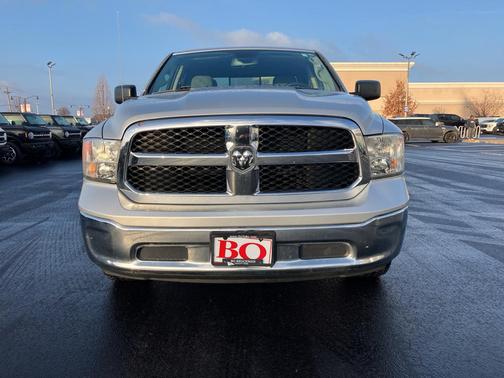 2016 RAM 1500 SLT