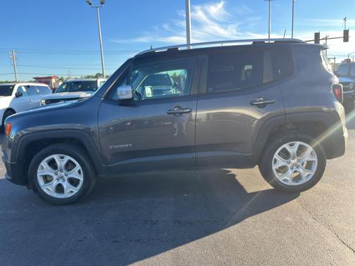 Granite Crystal Metallic Clearcoat 2018 Jeep Renegade Limited