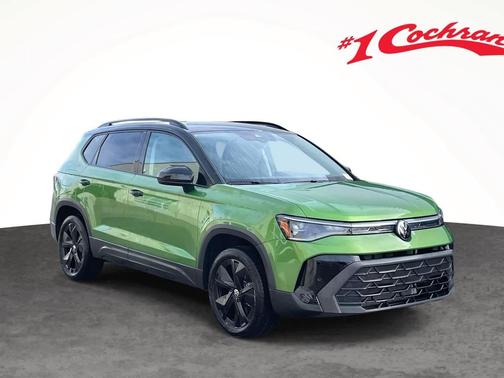 2025 Volkswagen Taos 1.5T SE Black