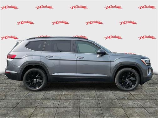 2025 Volkswagen Atlas 2.0T SE w/Technology 4MOTION