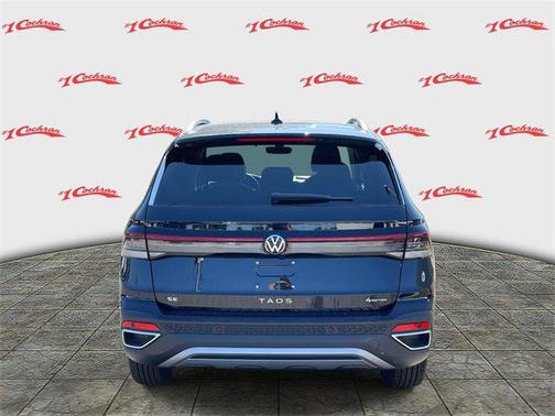 2025 Volkswagen Taos 1.5T SE
