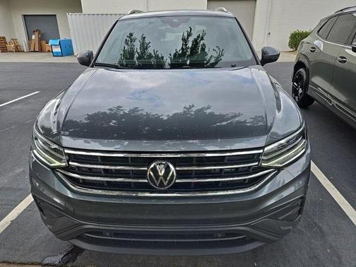 2024 Volkswagen Tiguan 2.0T SE 4MOTION