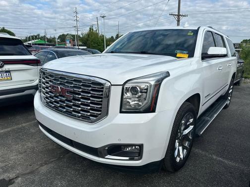 Summit White 2020 GMC Yukon XL Denali