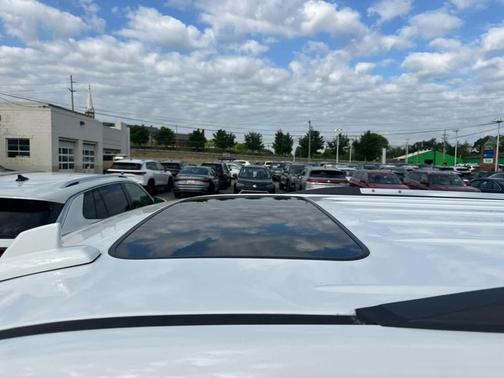 Summit White 2020 GMC Yukon XL Denali