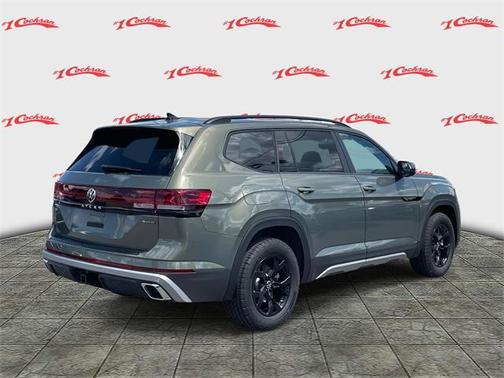 2025 Volkswagen Atlas 2.0T SE