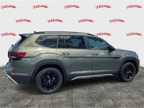 2025 Volkswagen Atlas 2.0T SE