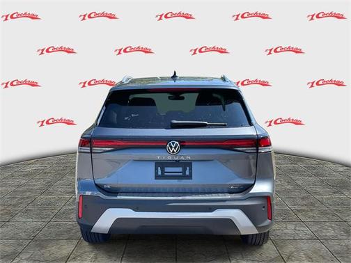 2025 Volkswagen Tiguan 2.0T SE 4MOTION