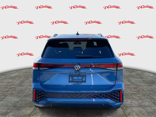 2026 Volkswagen Tiguan 2.0T SE R-Line Black