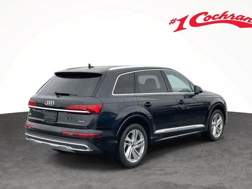 2023 Audi Q7 55 Premium Plus