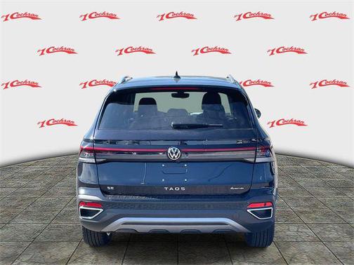 2025 Volkswagen Taos 1.5T SE