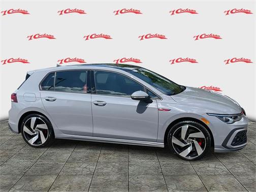 2023 Volkswagen Golf GTI 2.0T SE DSG