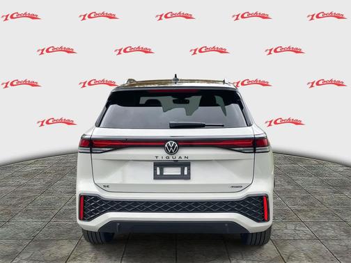 2026 Volkswagen Tiguan 2.0T SE R-Line Black 4MOTION