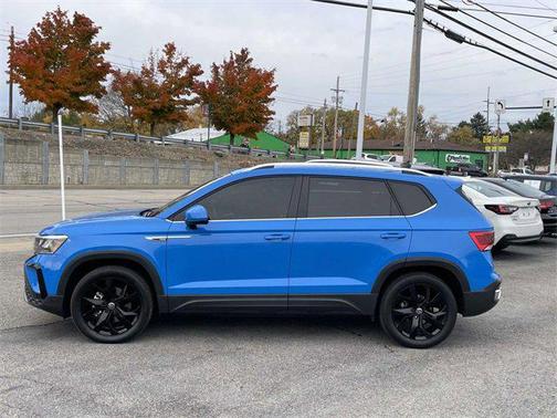 2023 Volkswagen Taos 1.5T SE