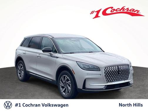Ceramic Pearl Metallic Tinted Clearcoat 2023 Lincoln Corsair Standard