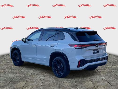 2026 Volkswagen Tiguan 2.0T SE R-Line Black 4MOTION