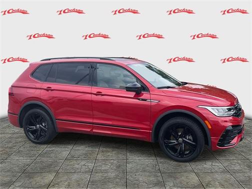 2024 Volkswagen Tiguan 2.0T SE R-Line Black 4MOTION