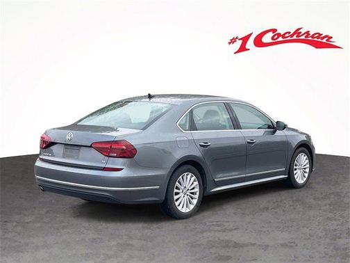 2017 Volkswagen Passat 1.8T SE