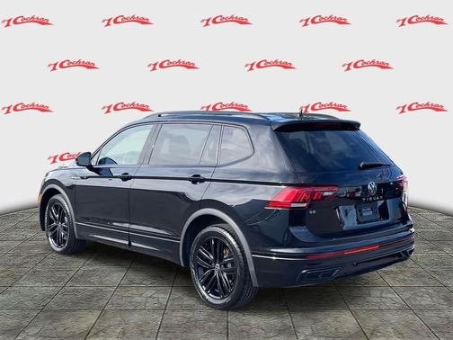 2022 Volkswagen Tiguan 2.0T SE R-Line Black