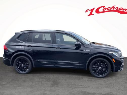 2022 Volkswagen Tiguan 2.0T SE R-Line Black