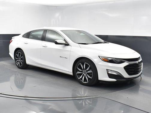 2021 Chevrolet Malibu FWD RS