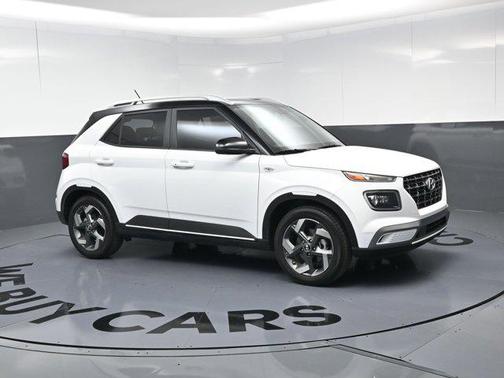 2024 Hyundai VENUE Limited