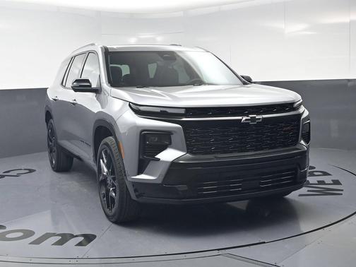 Sterling Gray Metallic 2026 Chevrolet Traverse RS