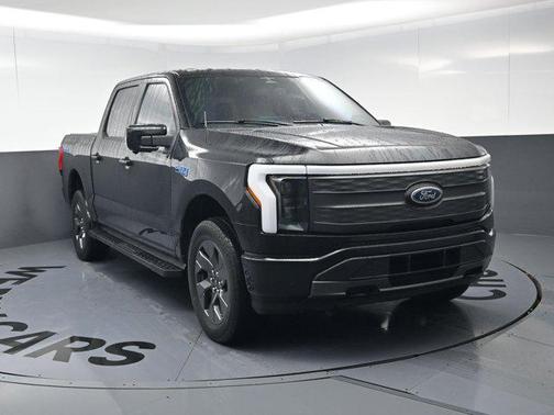 2023 Ford F-150 Lightning LARIAT