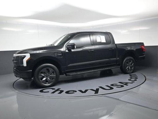 2023 Ford F-150 Lightning LARIAT