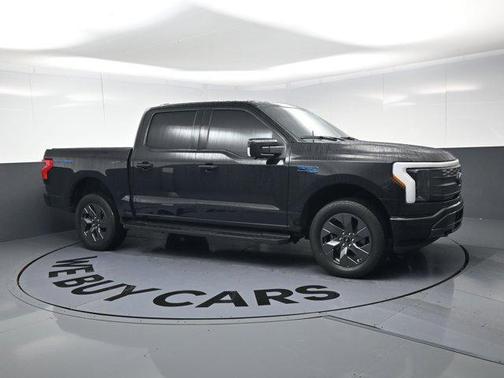 2023 Ford F-150 Lightning LARIAT
