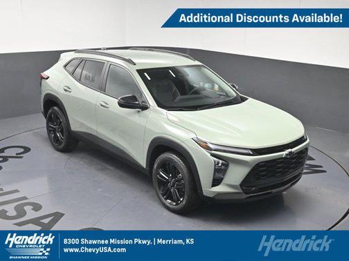 Cacti Green 2026 Chevrolet Trax FWD ACTIV