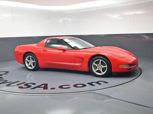Torch Red 2000 Chevrolet Corvette Base