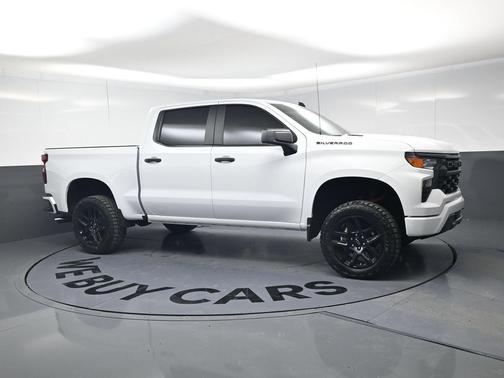 Summit White 2025 Chevrolet Silverado 1500 Custom