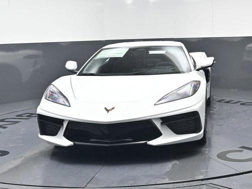 Arctic White 2026 Chevrolet Corvette Stingray w/1LT