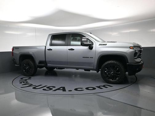 Sterling Gray Metallic 2026 Chevrolet Silverado 2500 LT