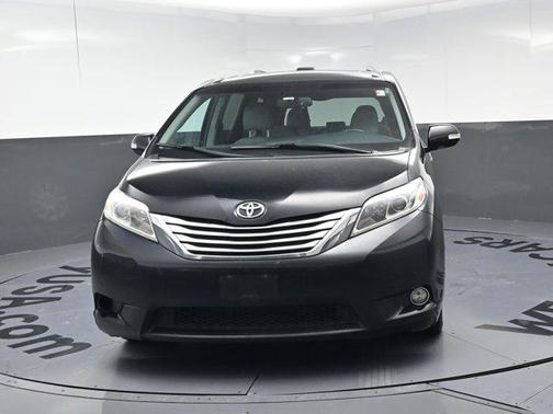2017 Toyota Sienna Limited Premium