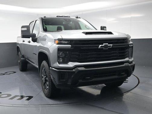 2026 Chevrolet Silverado 2500 Custom