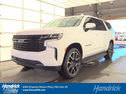 2023 Chevrolet Suburban RST